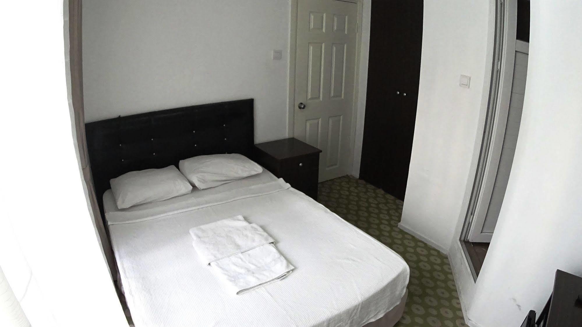 קוסדסי Ada Butik Hotel מראה חיצוני תמונה